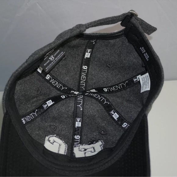 New Era EC Gray & Black Wool Blend Cap
One Size Fits Most Men’s - Picture 5 of 6
